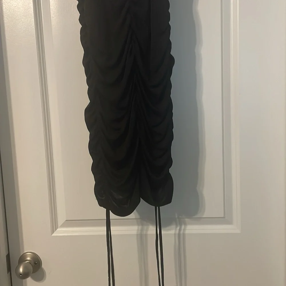 Dress - Picture 6 of 7